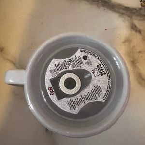 Hello kitty ceramic soup mug (with pressure release lid) 24 oz